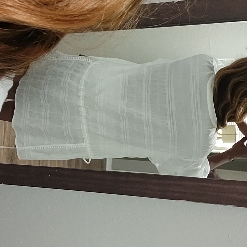 YFB | Elegant White Tunic Dress with Lace Detail - Picture 6 of 6